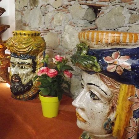 Albergo Diffuso Borgo Gallodoro Bagian luar foto