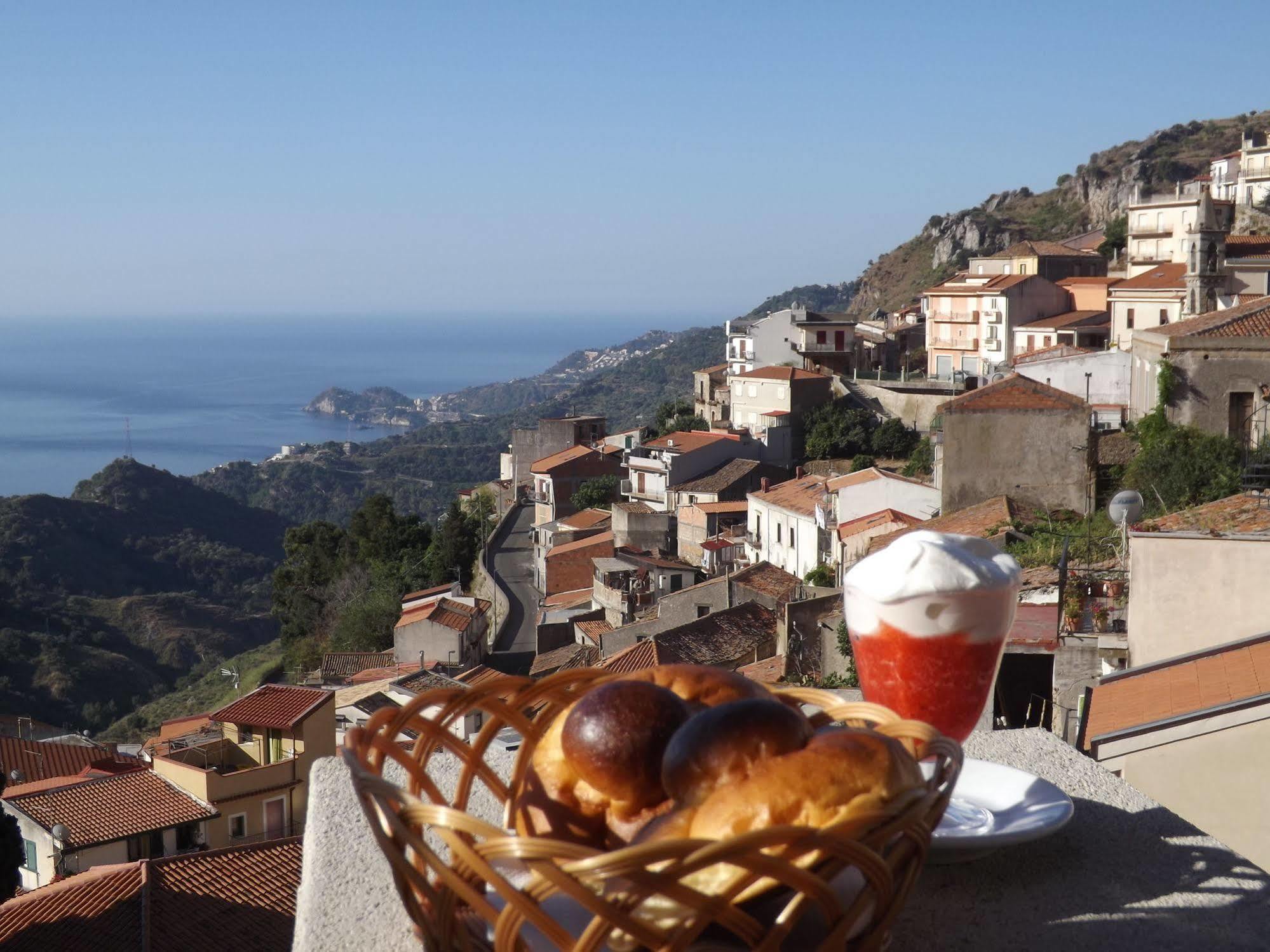 Albergo Diffuso Borgo Gallodoro Bagian luar foto